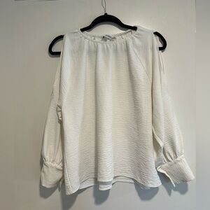Calvin Klein Women's Medium Cold Shoulder White Blouse. Crushed Textured Fabric.